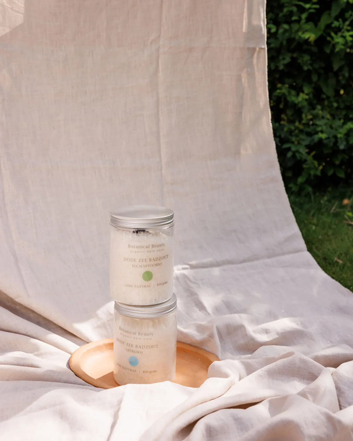 Dead Sea Bath Salt Eucalyptus Mint ambiance image 3