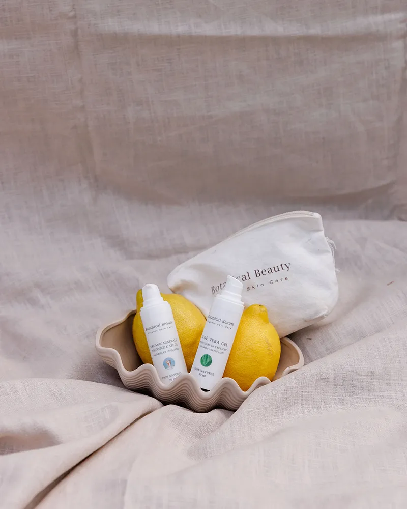 Toilettasje met Zonnemelk en Aloë Vera ambiance image 1